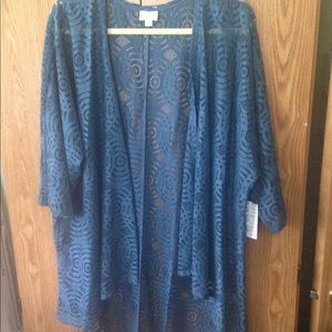 Lularoe Lindsay Large NWT Lacy Fabric